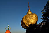 Myanmar - Kyaikhtiyo Pagoda, the Golden Rock 